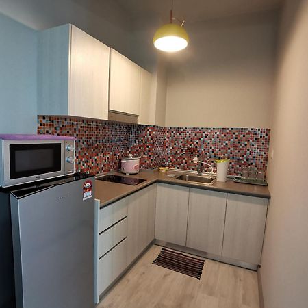 Jesselton Quay Suites Kota Kinabalu Eksteriør billede